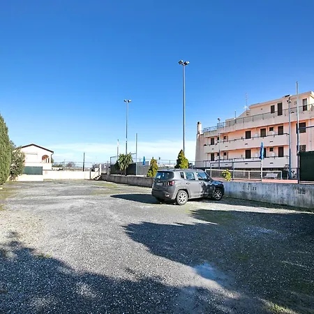 Apartman Casa Del Tramonto - With Private Parking - Happy